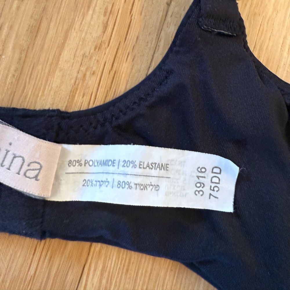 Black Underwire Bra - Picture 5 of 7